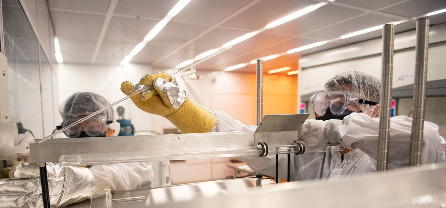 Semiconductor Processes and DevicesGraduate Certificate